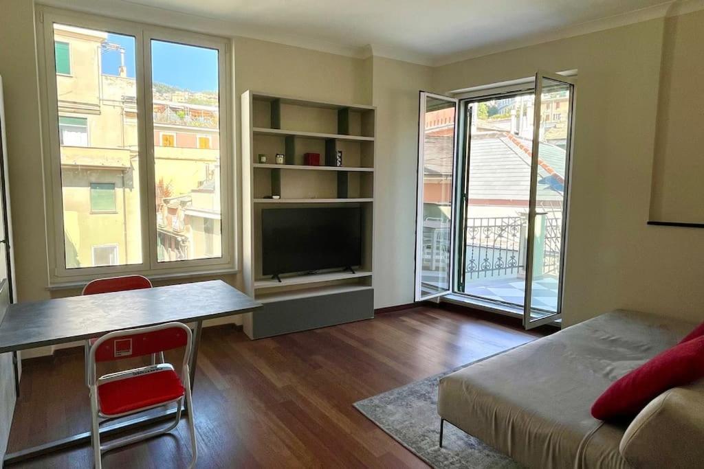 Apartmán Monolocale Di Pregio Palazzo Dei Rolli Janov Exteriér fotografie