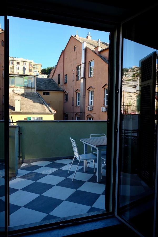 Apartmán Monolocale Di Pregio Palazzo Dei Rolli Janov Exteriér fotografie