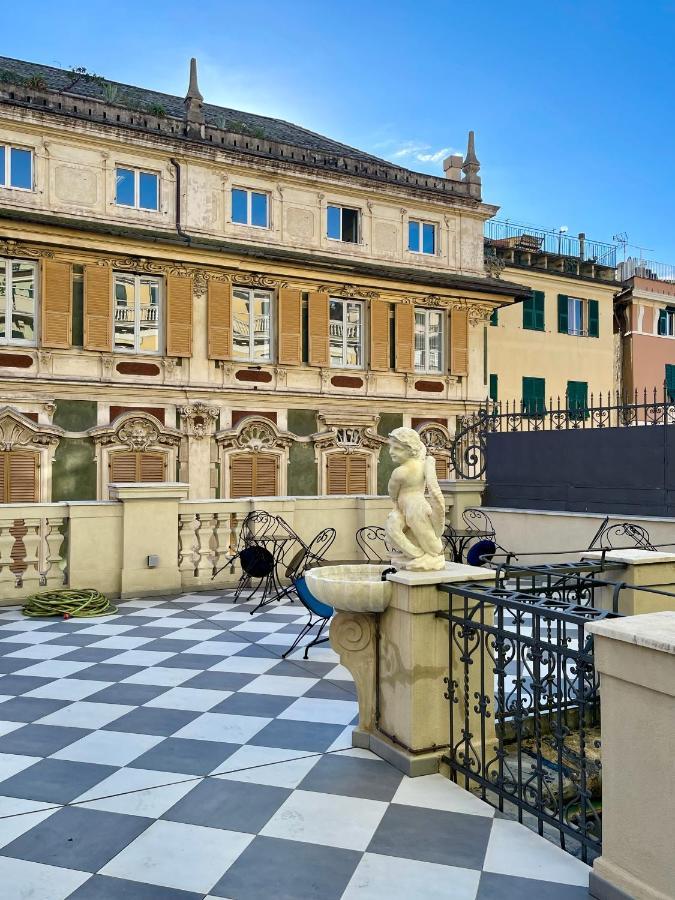 Apartmán Monolocale Di Pregio Palazzo Dei Rolli Janov Exteriér fotografie